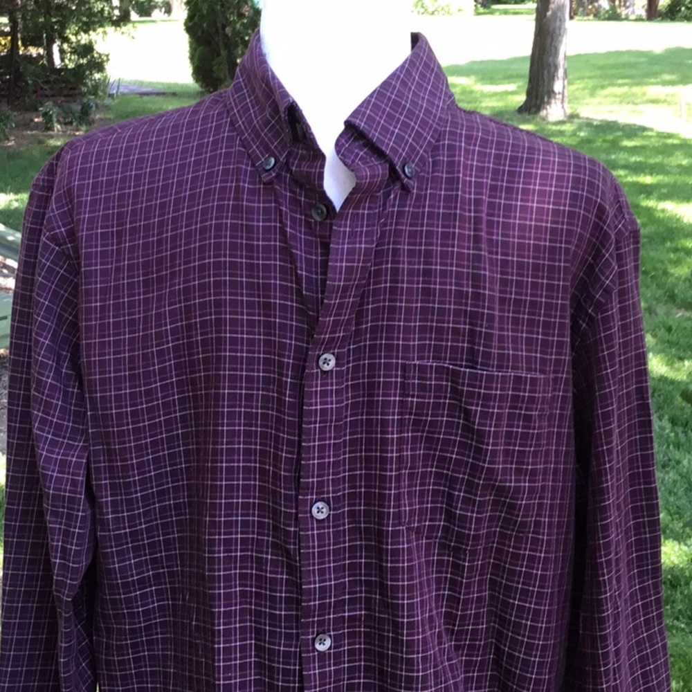 Van Heusen burgundy button down - Picture 2 of 6